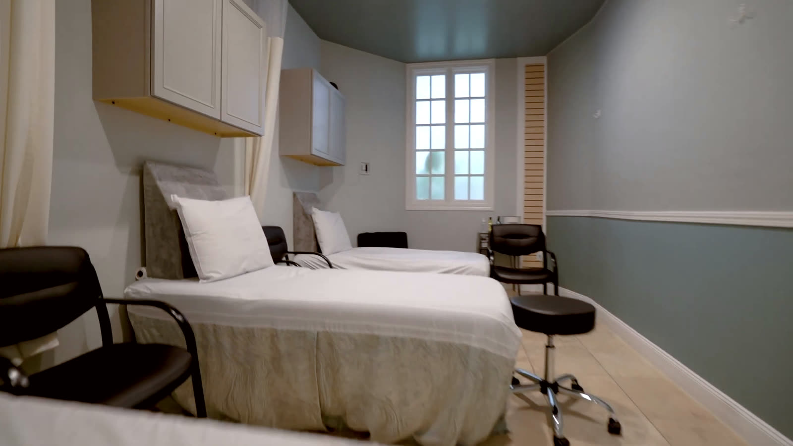 Recliner treatment room at C3 Wellness Spa